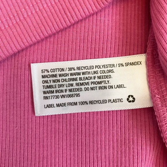 ⭐️ A new day Barbie Pink Ribbed Knit Dress XS - Picture 5 of 6